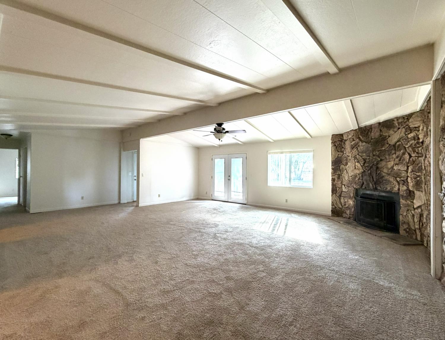 24160 W Frontier St, Los Banos, CA 93635