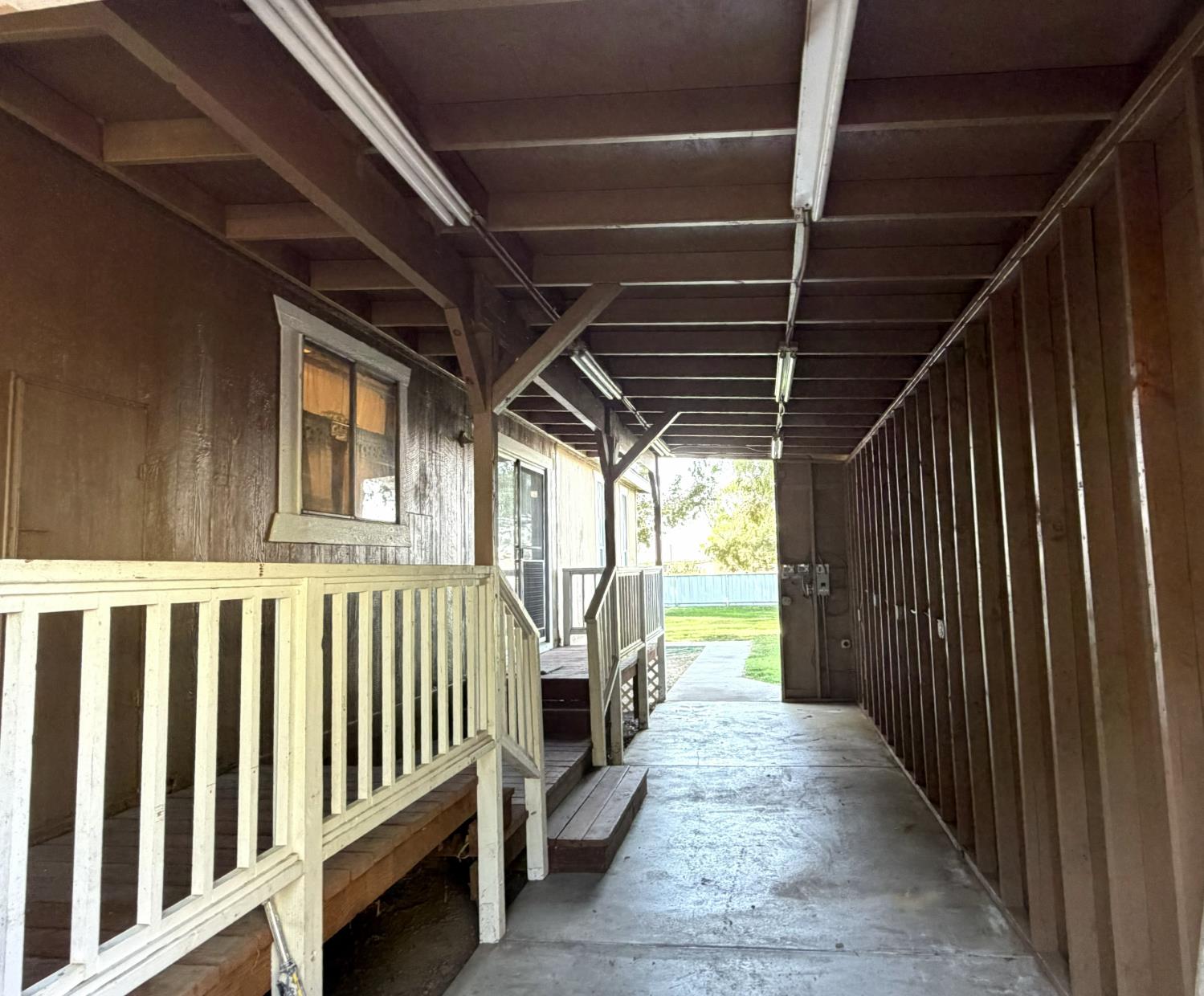 24160 W Frontier St, Los Banos, CA 93635