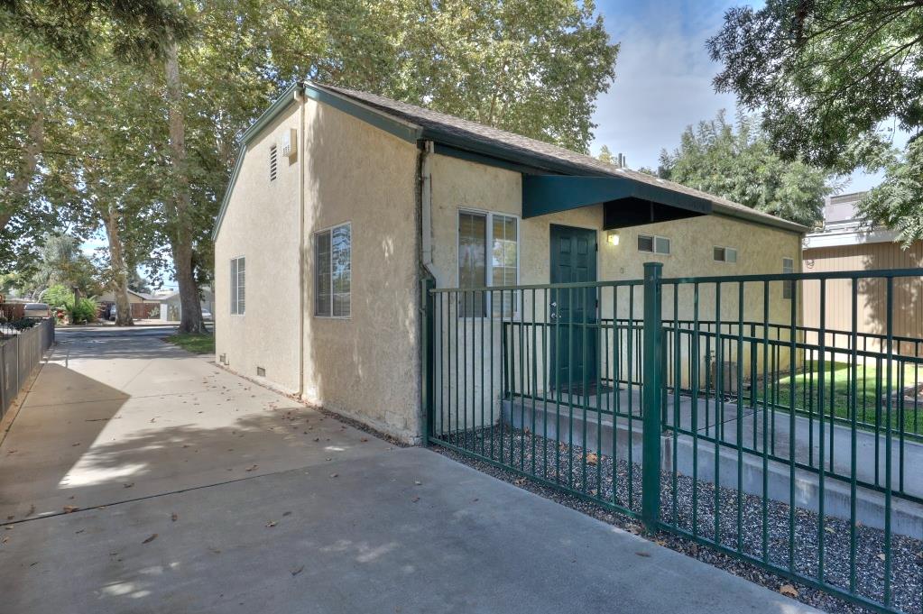1830 Jackson Ave, Escalon, CA 95320