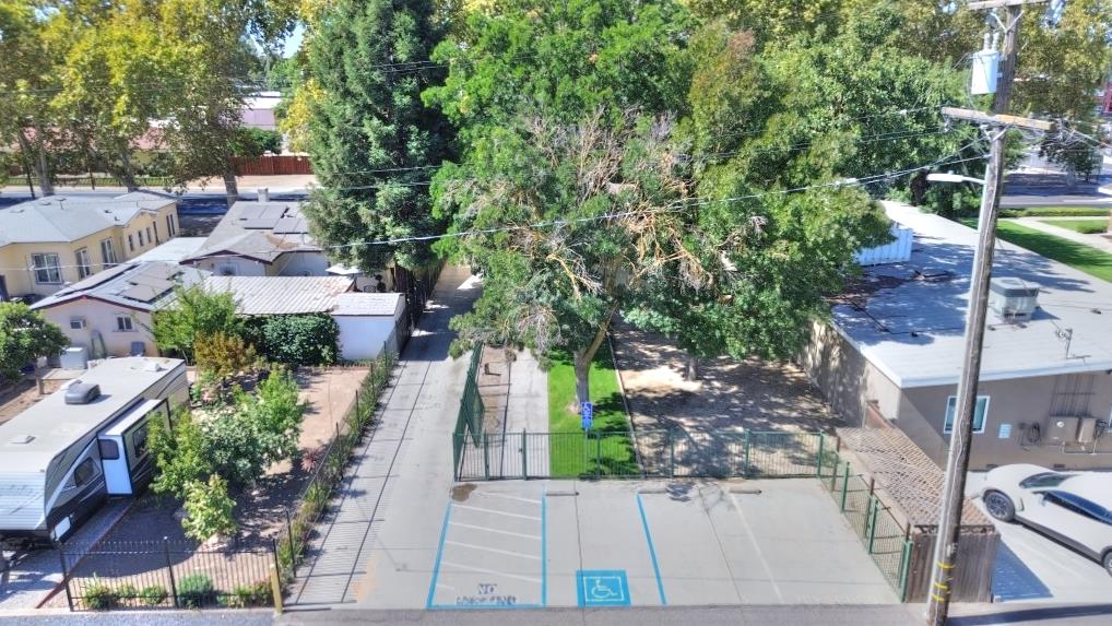 1830 Jackson Ave, Escalon, CA 95320