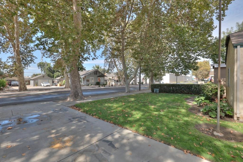 1830 Jackson Ave, Escalon, CA 95320
