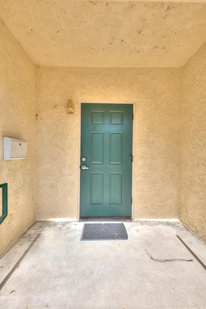 1830 Jackson Ave, Escalon, CA 95320