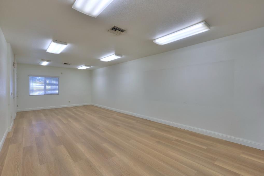 1830 Jackson Ave, Escalon, CA 95320
