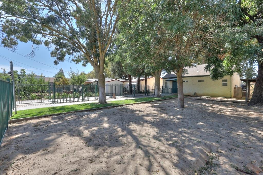 1830 Jackson Ave, Escalon, CA 95320