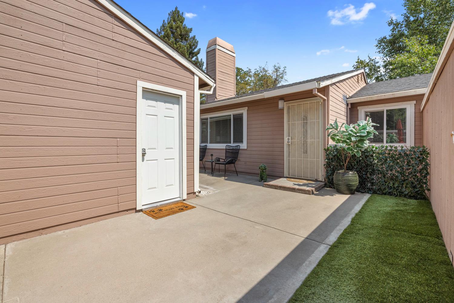 1200 Lakewood Ave #12, Modesto, CA 95355