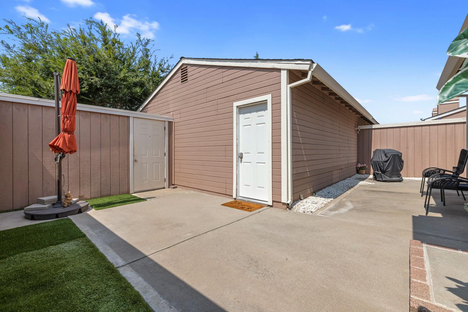 1200 Lakewood Ave #12, Modesto, CA 95355
