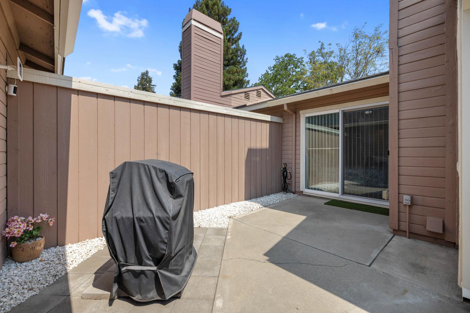 1200 Lakewood Ave #12, Modesto, CA 95355