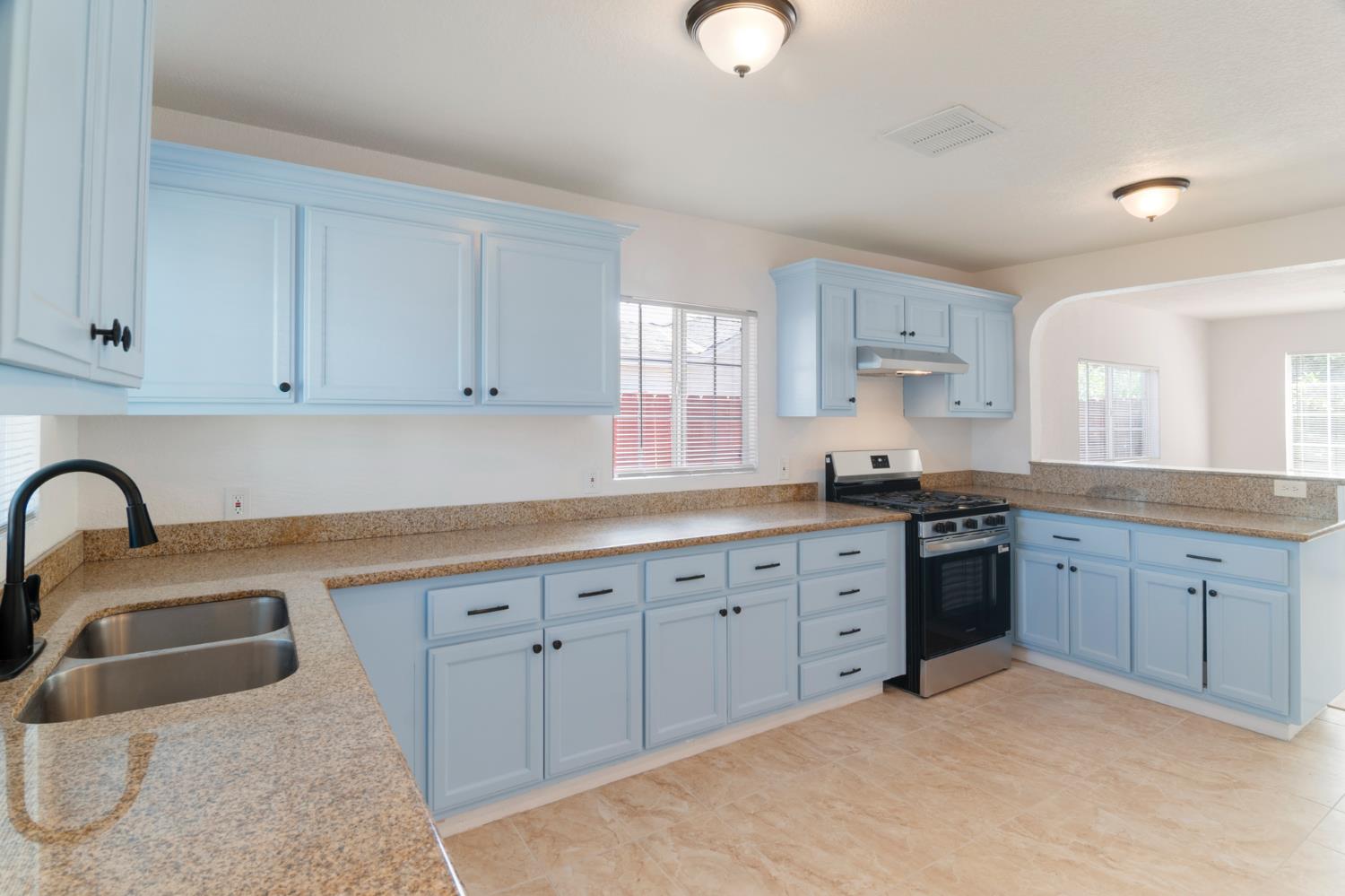 1305 Inyo Ave, Modesto, CA 95358