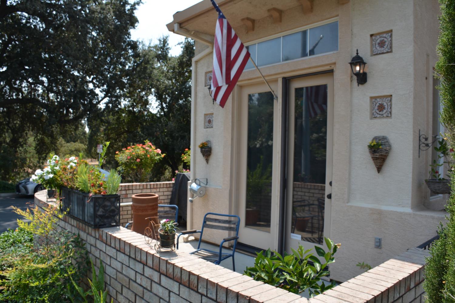 417 The Bluff, Modesto, CA 95355