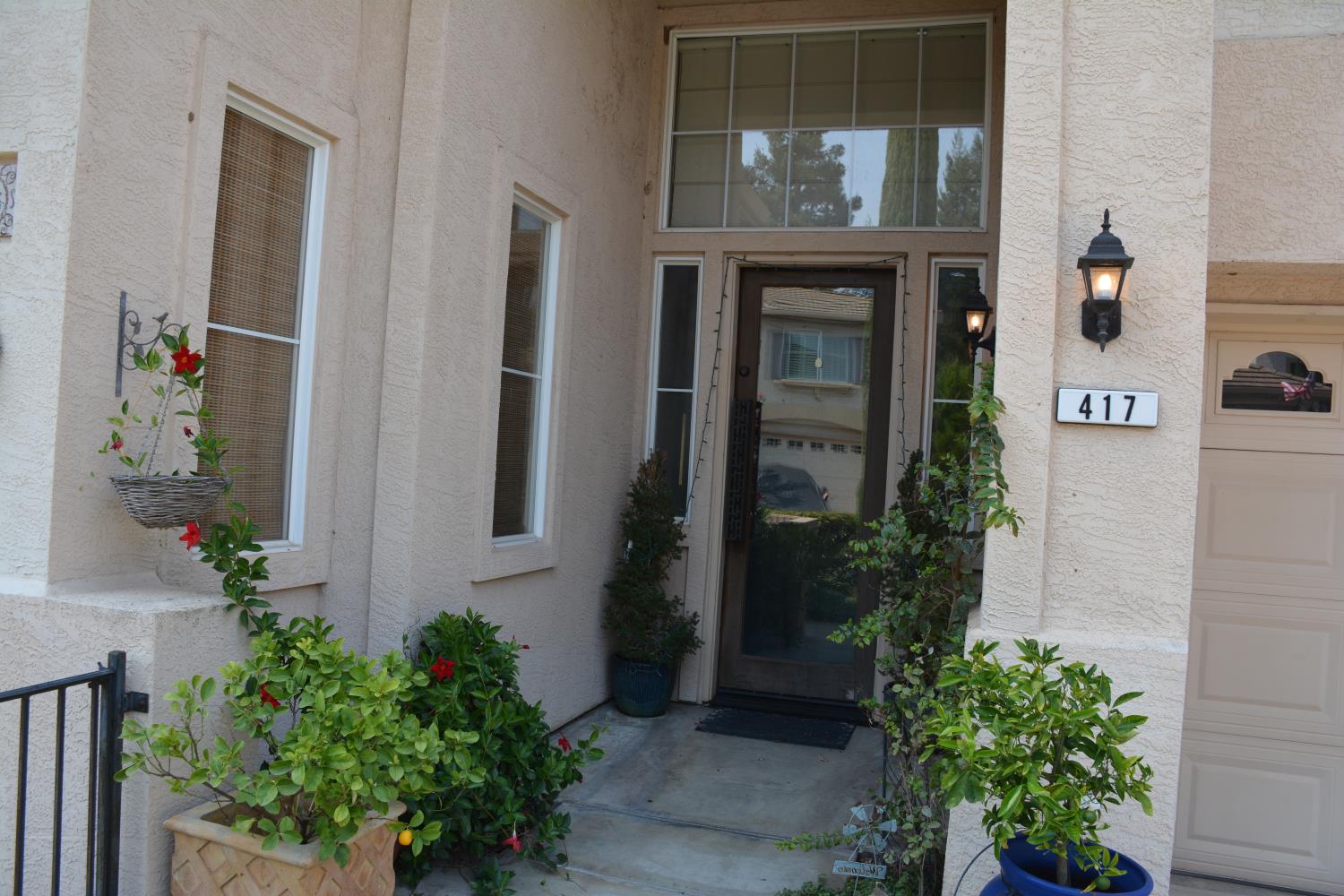 417 The Bluff, Modesto, CA 95355