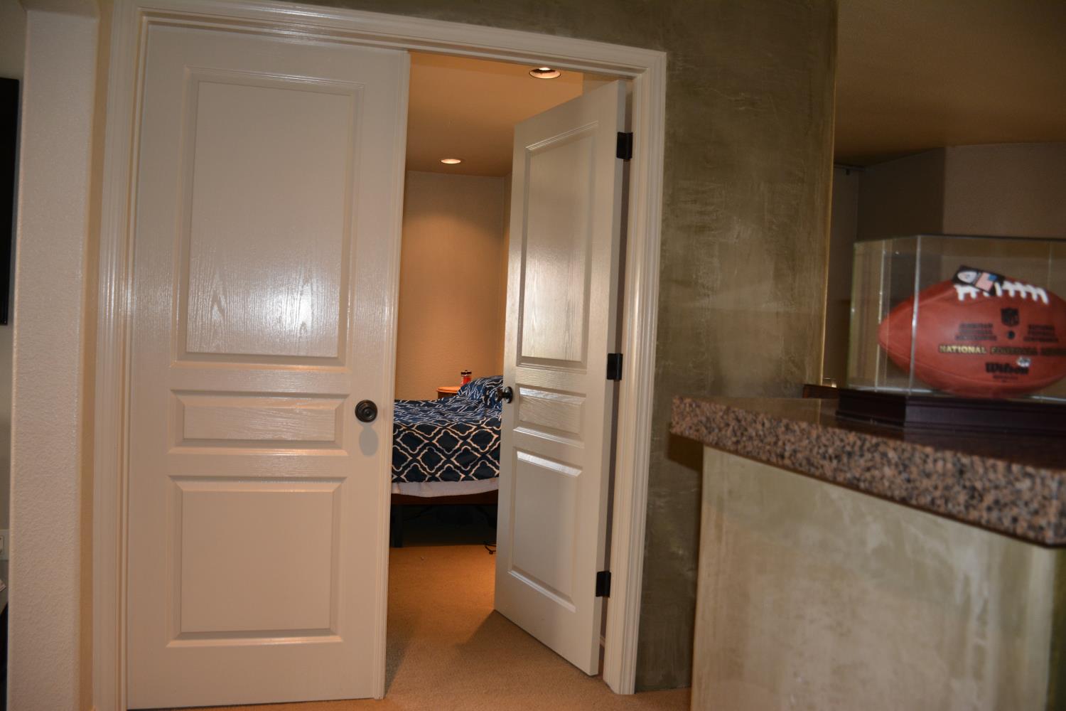 417 The Bluff, Modesto, CA 95355