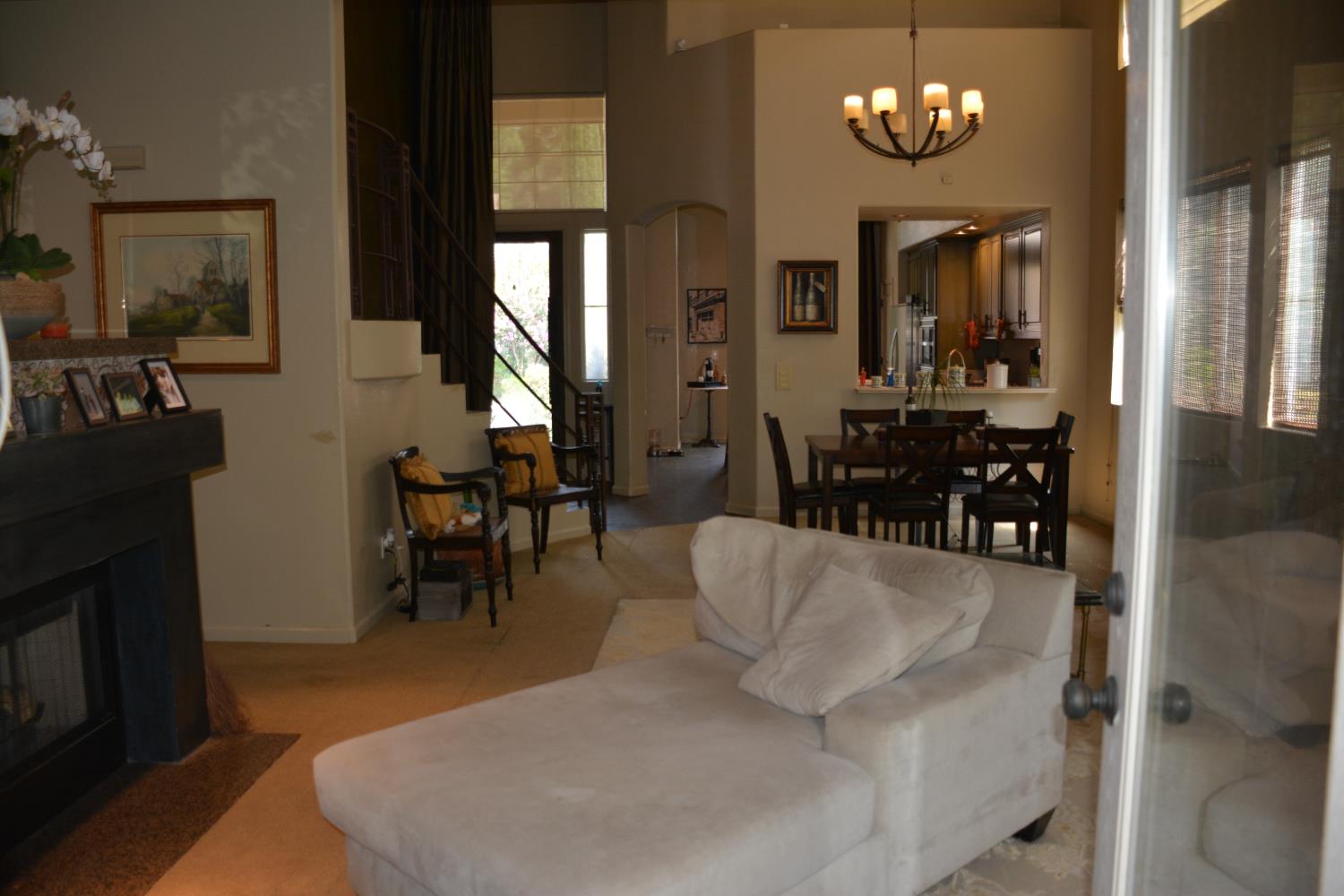 417 The Bluff, Modesto, CA 95355
