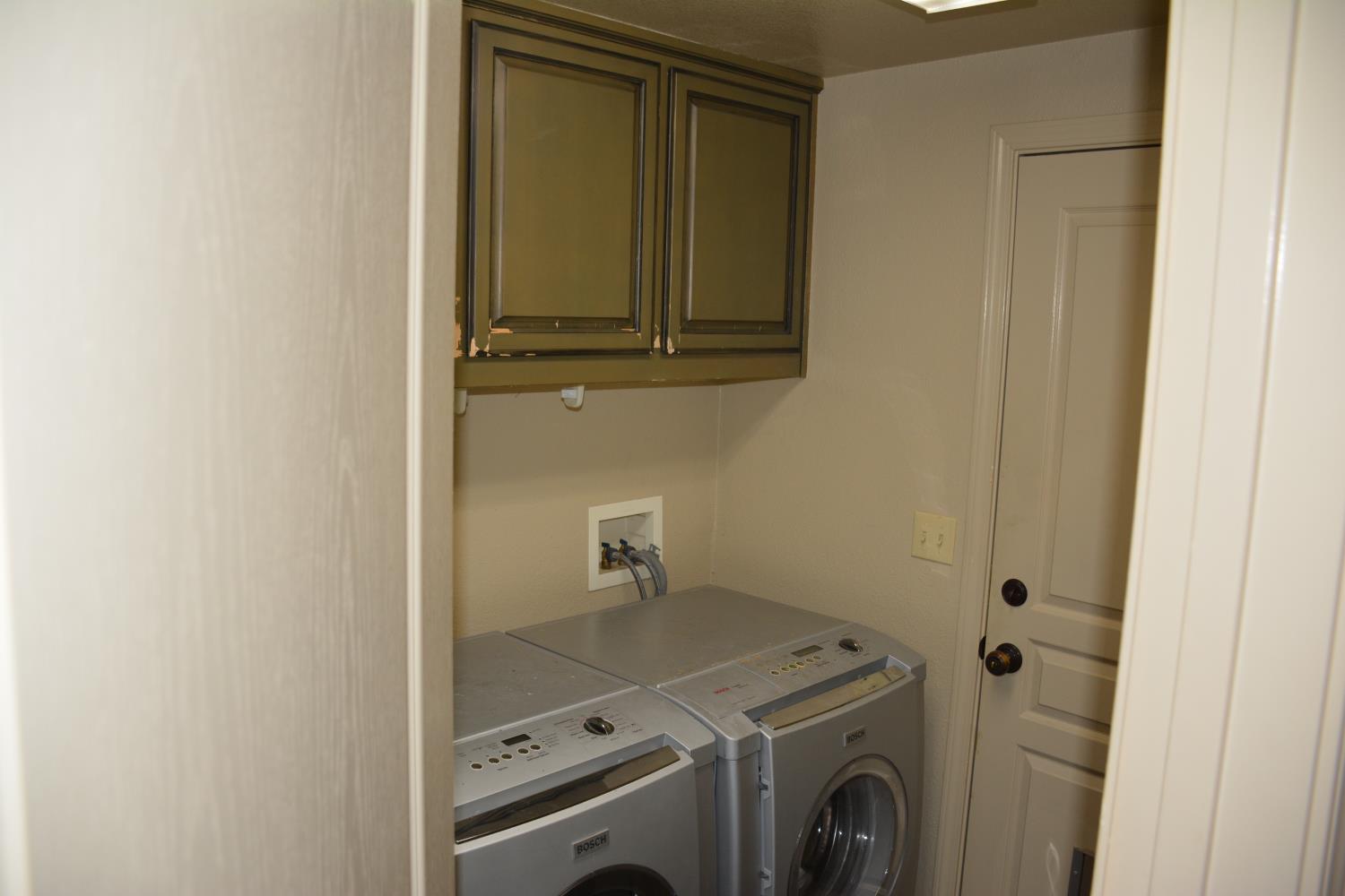 417 The Bluff, Modesto, CA 95355