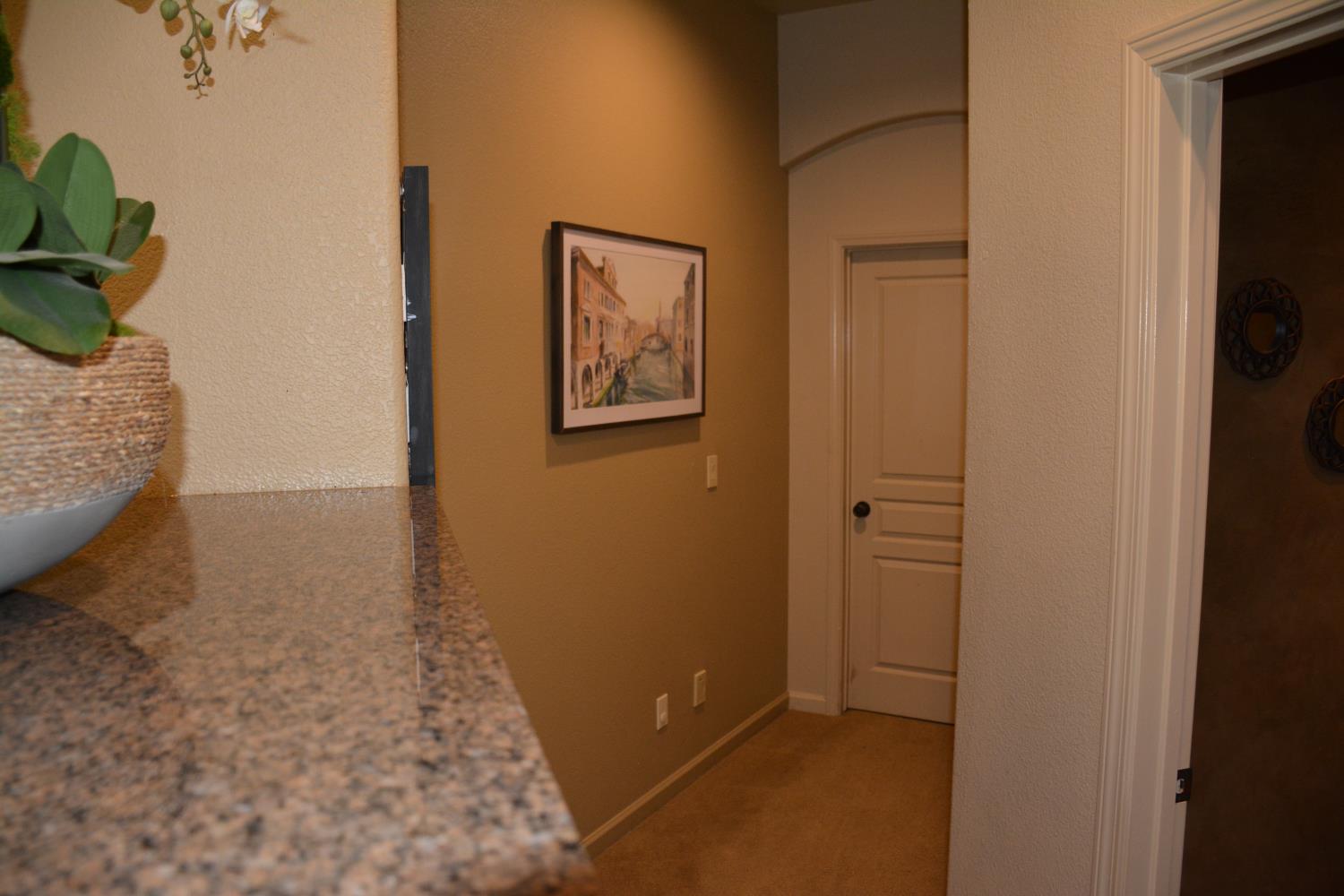 417 The Bluff, Modesto, CA 95355