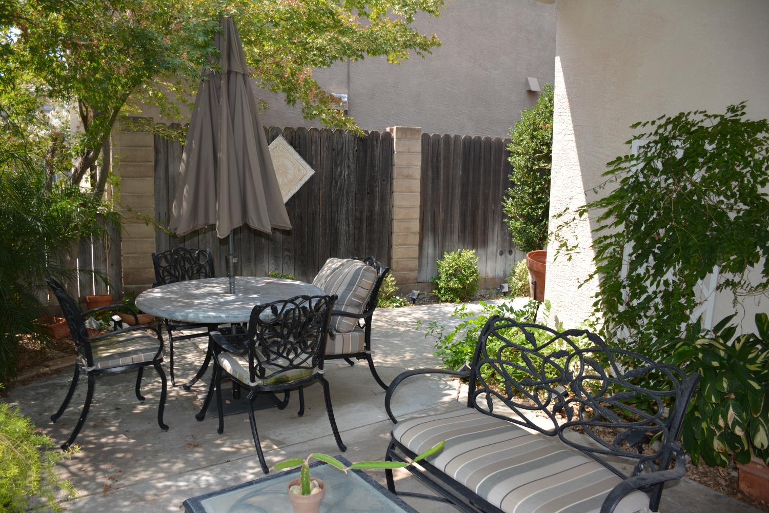 417 The Bluff, Modesto, CA 95355