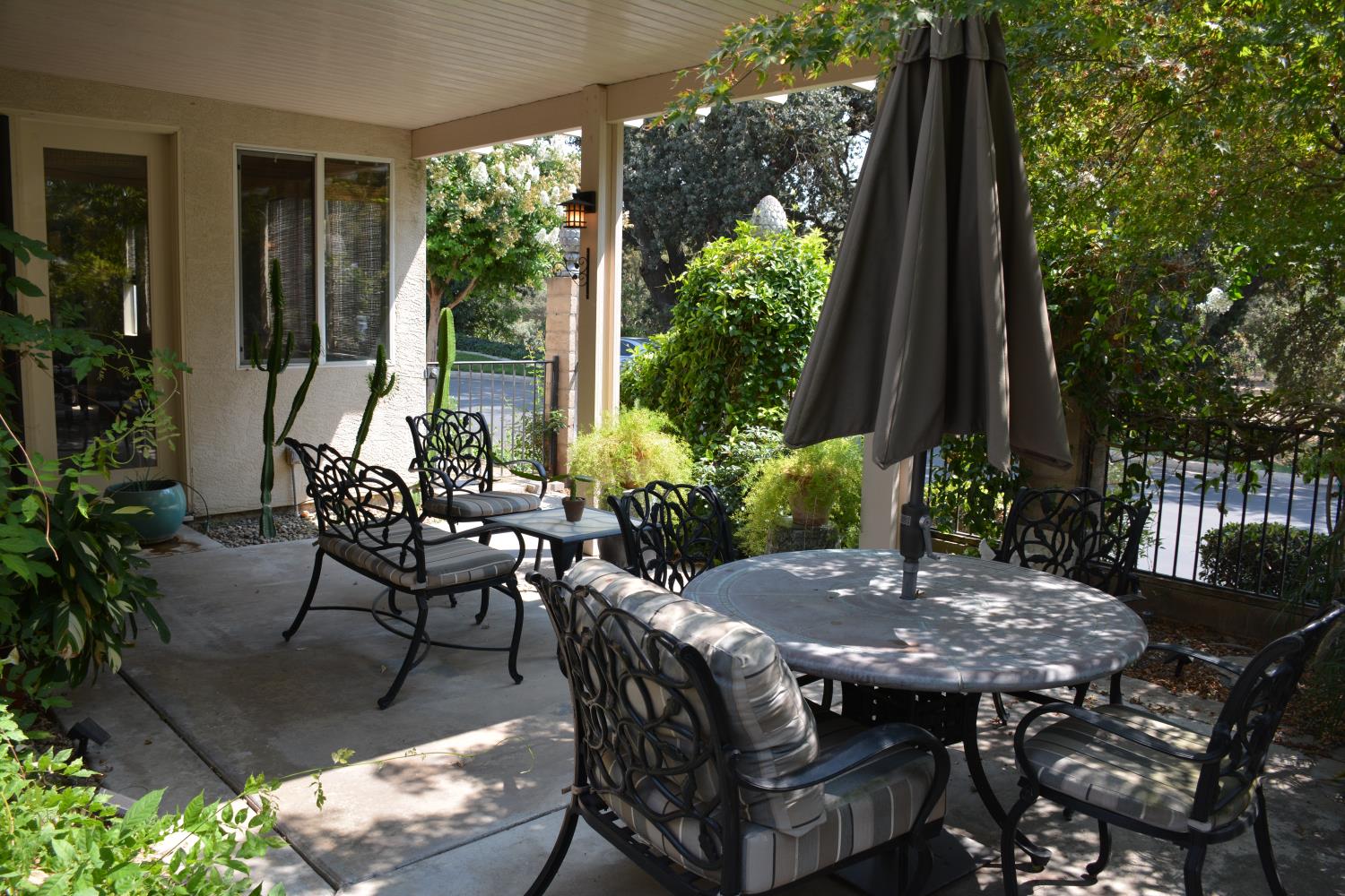 417 The Bluff, Modesto, CA 95355
