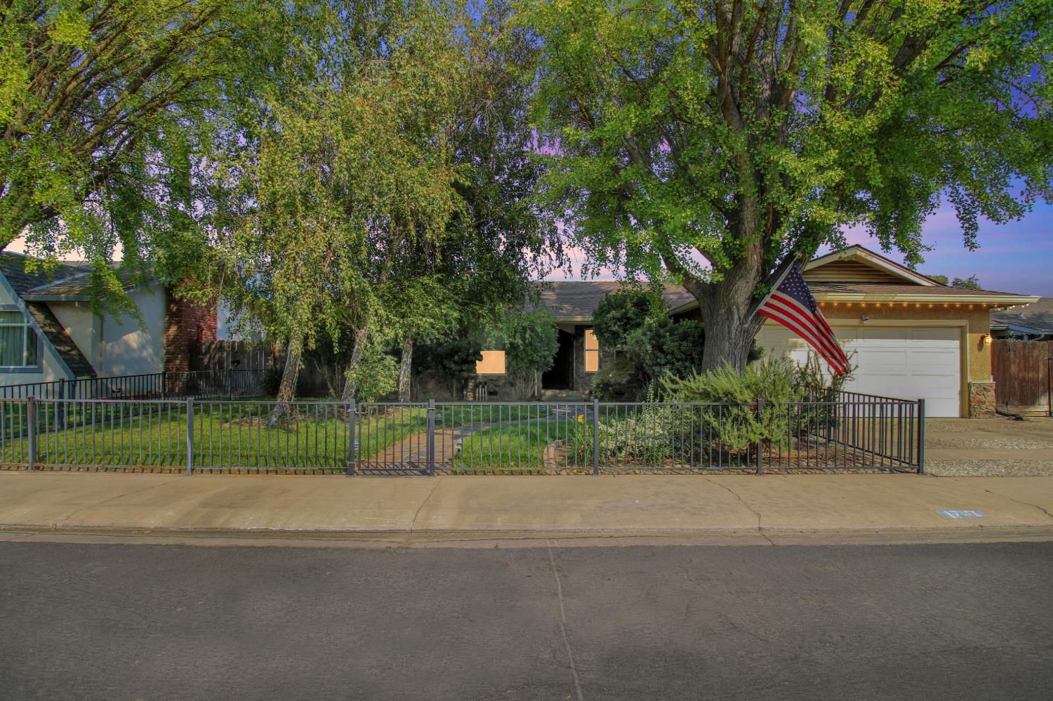 1710 Silkwood Dr, Modesto, CA 95350