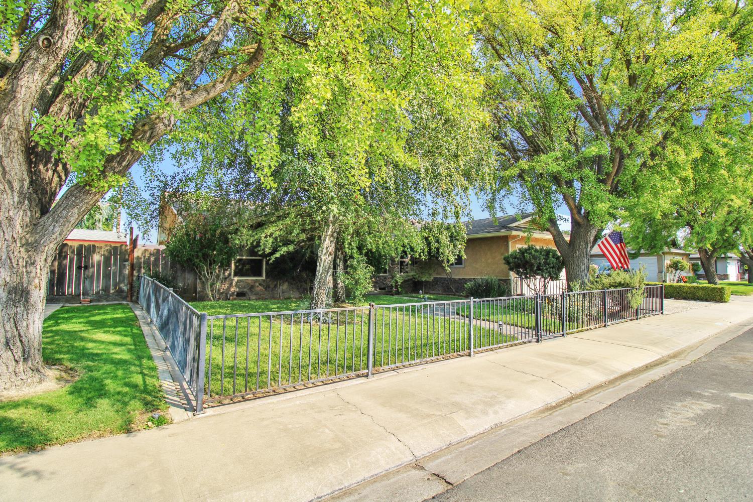 1710 Silkwood Dr, Modesto, CA 95350