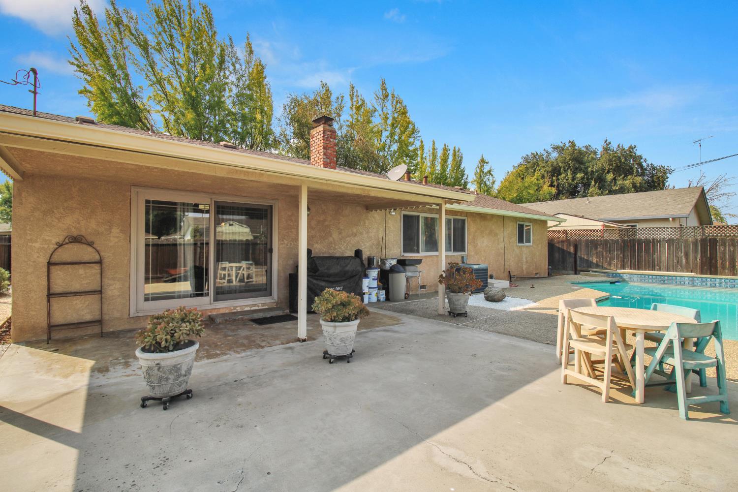 1710 Silkwood Dr, Modesto, CA 95350