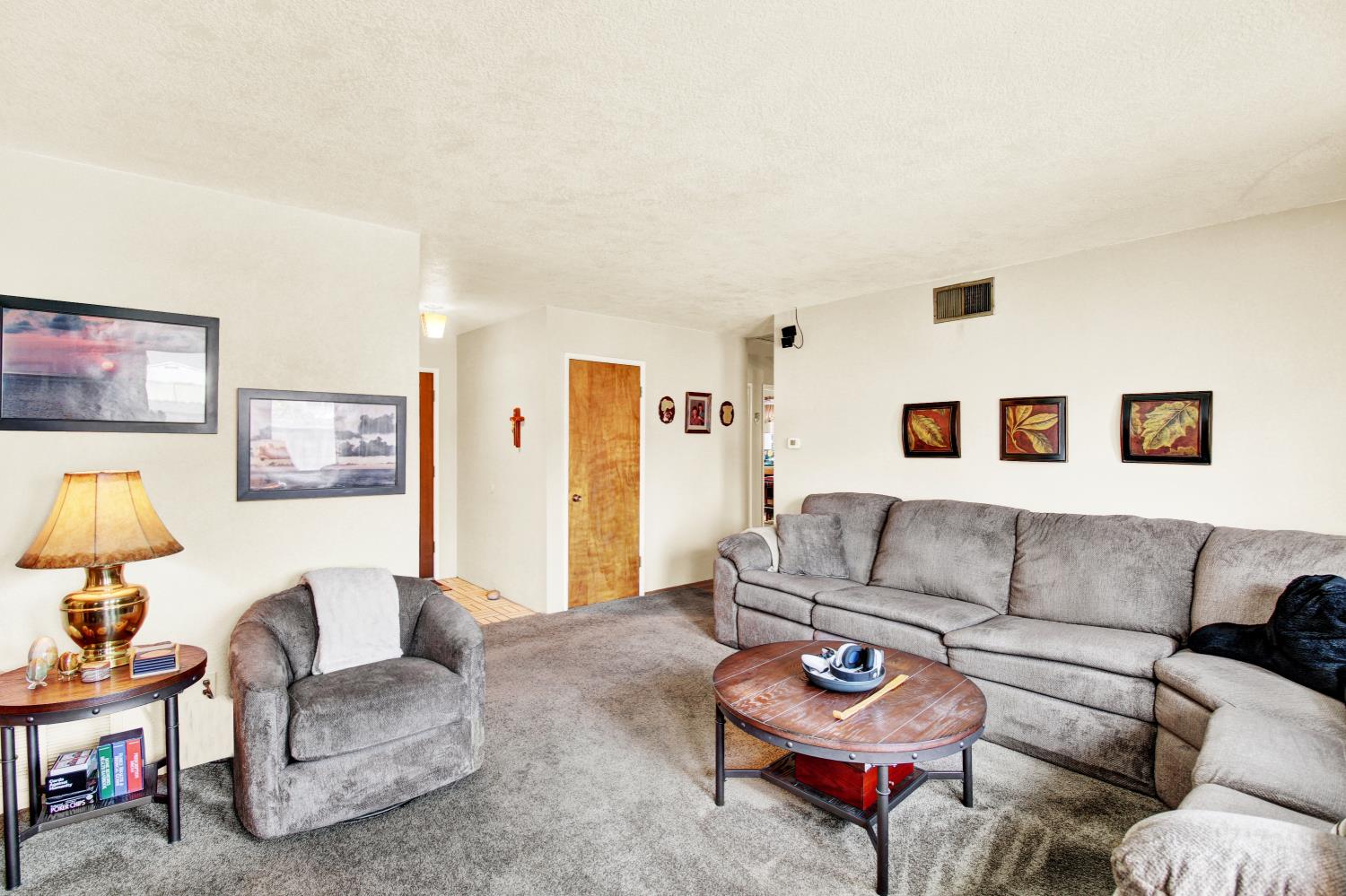 1710 Silkwood Dr, Modesto, CA 95350