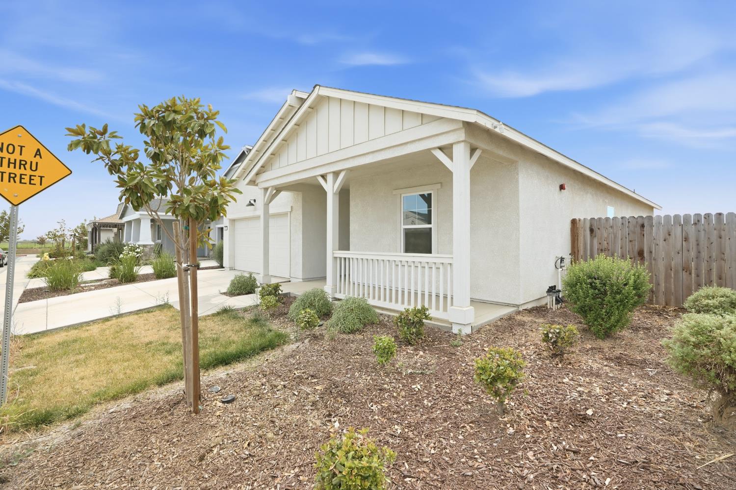 922 Northwich Ln, Patterson, CA 95363