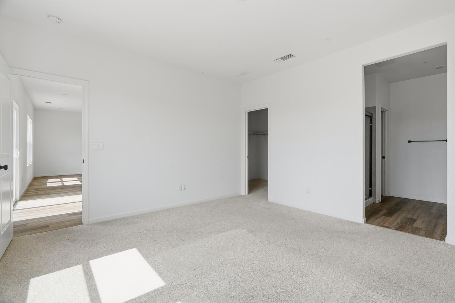 922 Northwich Ln, Patterson, CA 95363