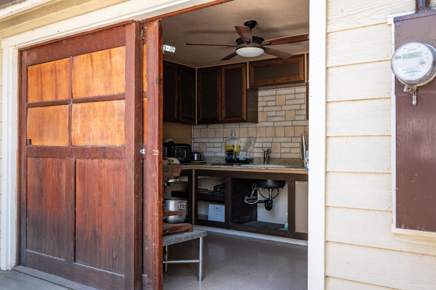 3024 Dakota Ave, Modesto, CA 95358