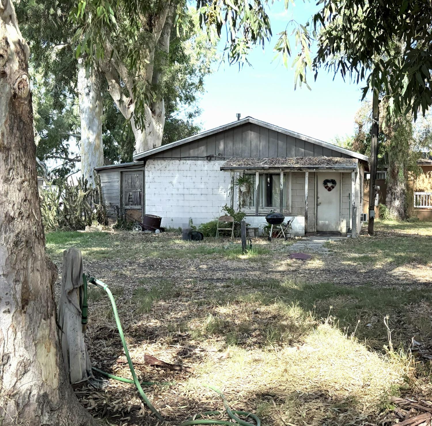 13450 2nd St, Los Banos, CA 93635