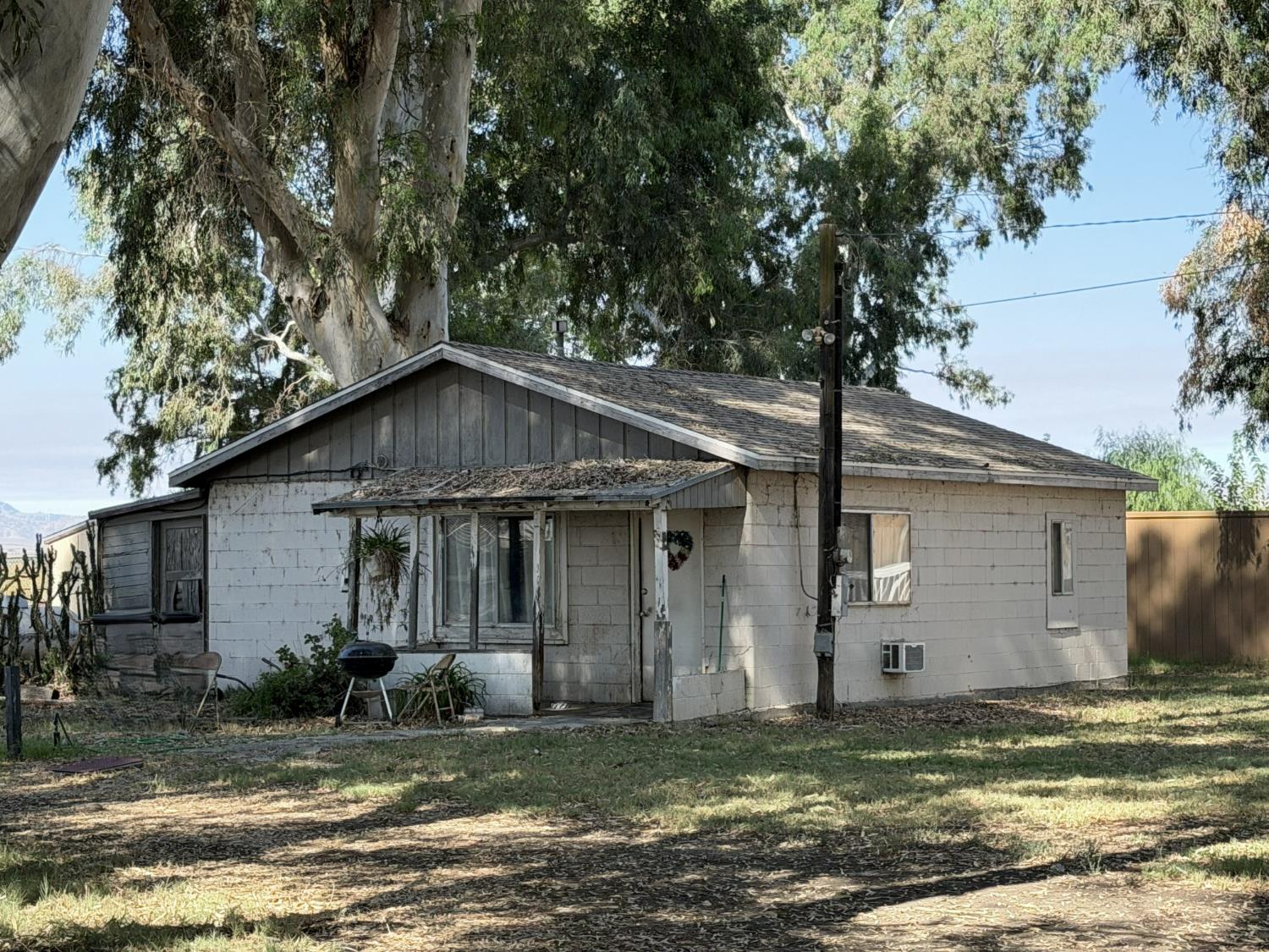 13450 2nd St, Los Banos, CA 93635