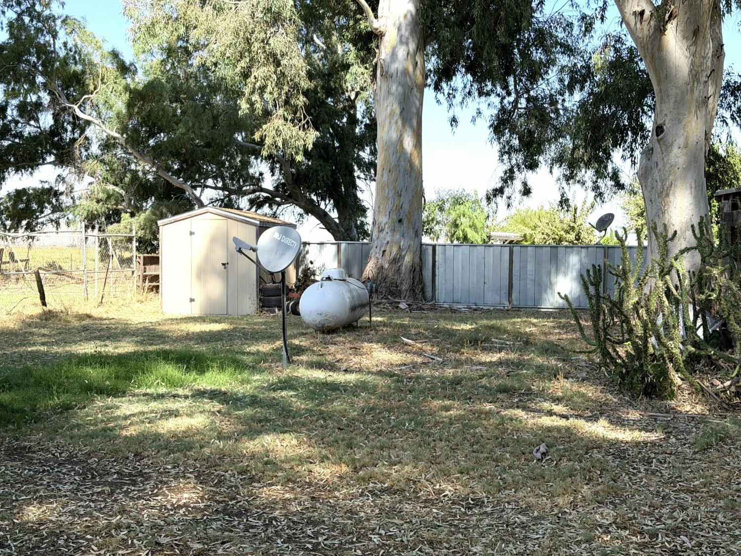 13450 2nd St, Los Banos, CA 93635