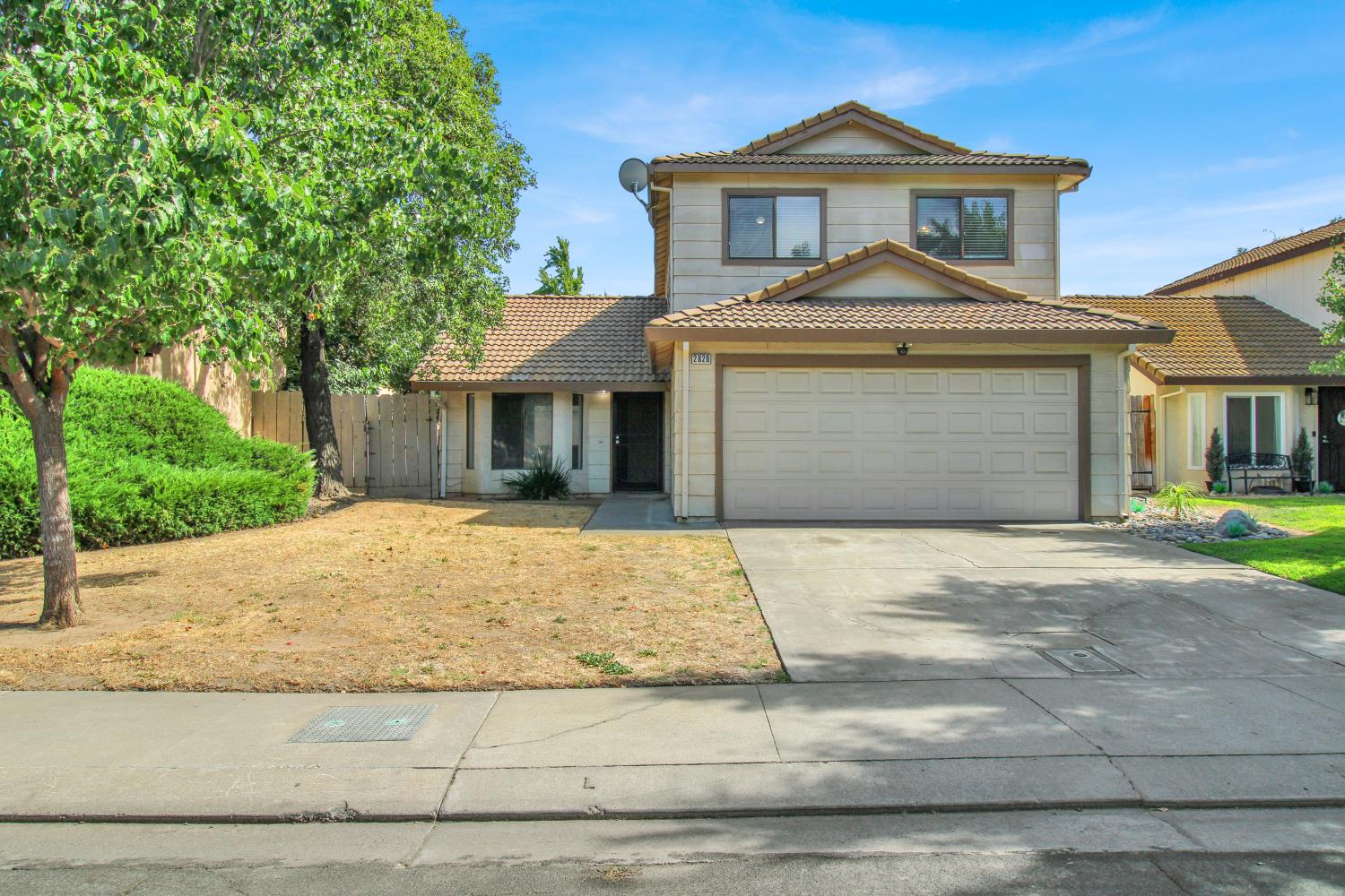 2828 Villarreal Way, Modesto, CA 95354