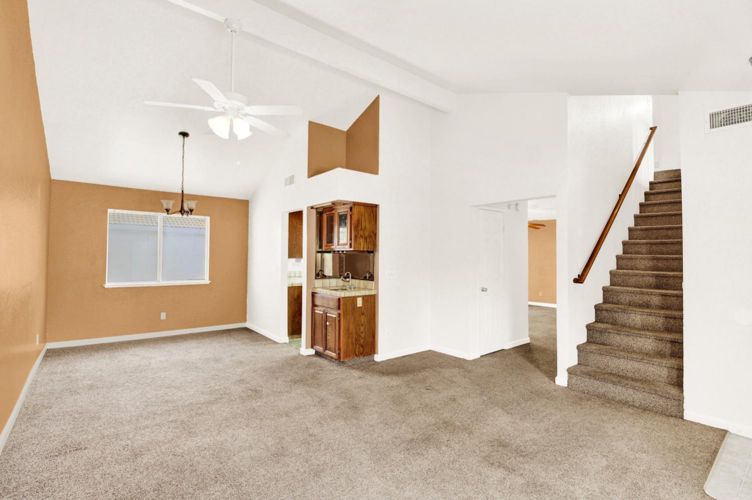 2828 Villarreal Way, Modesto, CA 95354