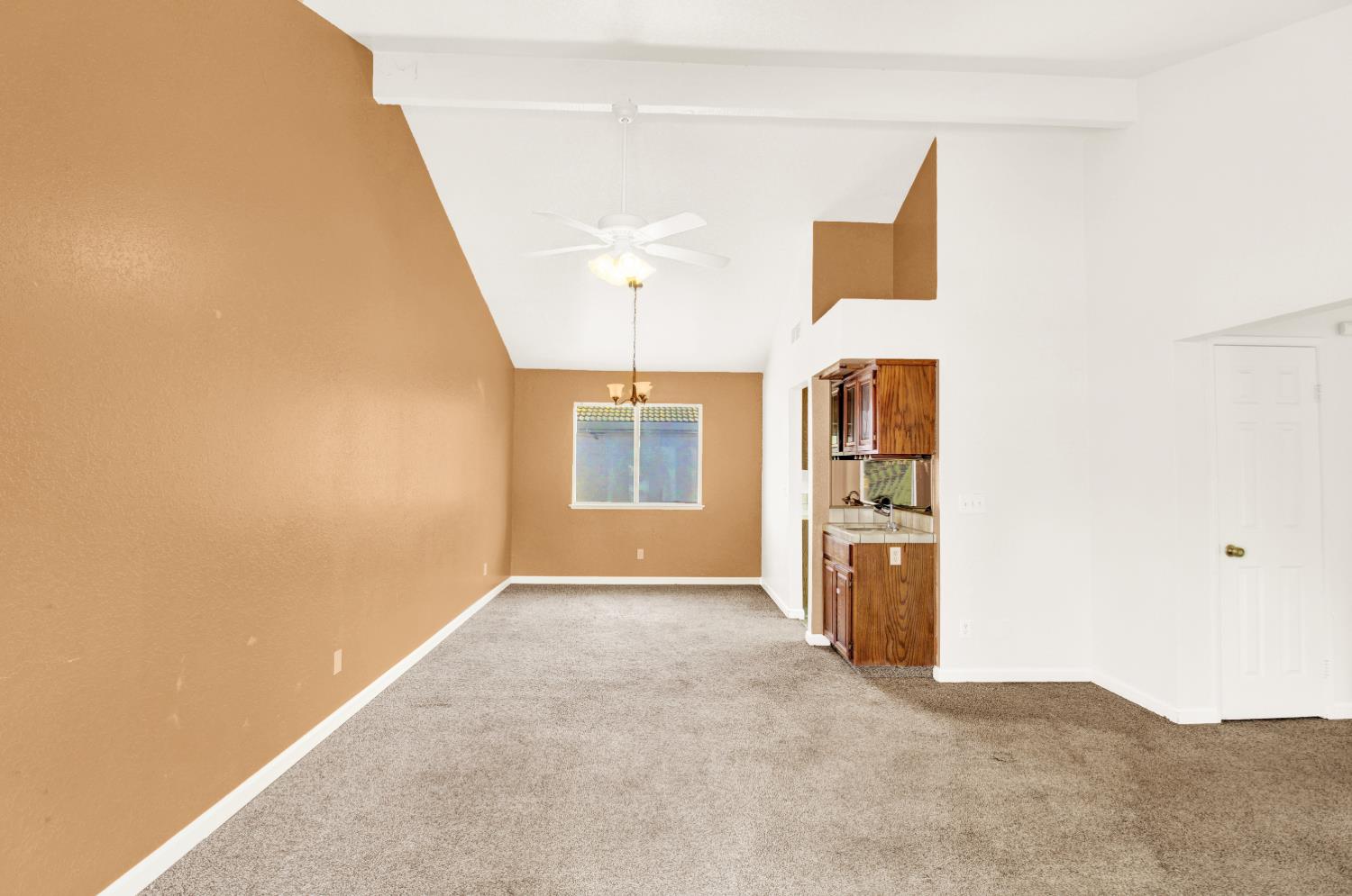 2828 Villarreal Way, Modesto, CA 95354