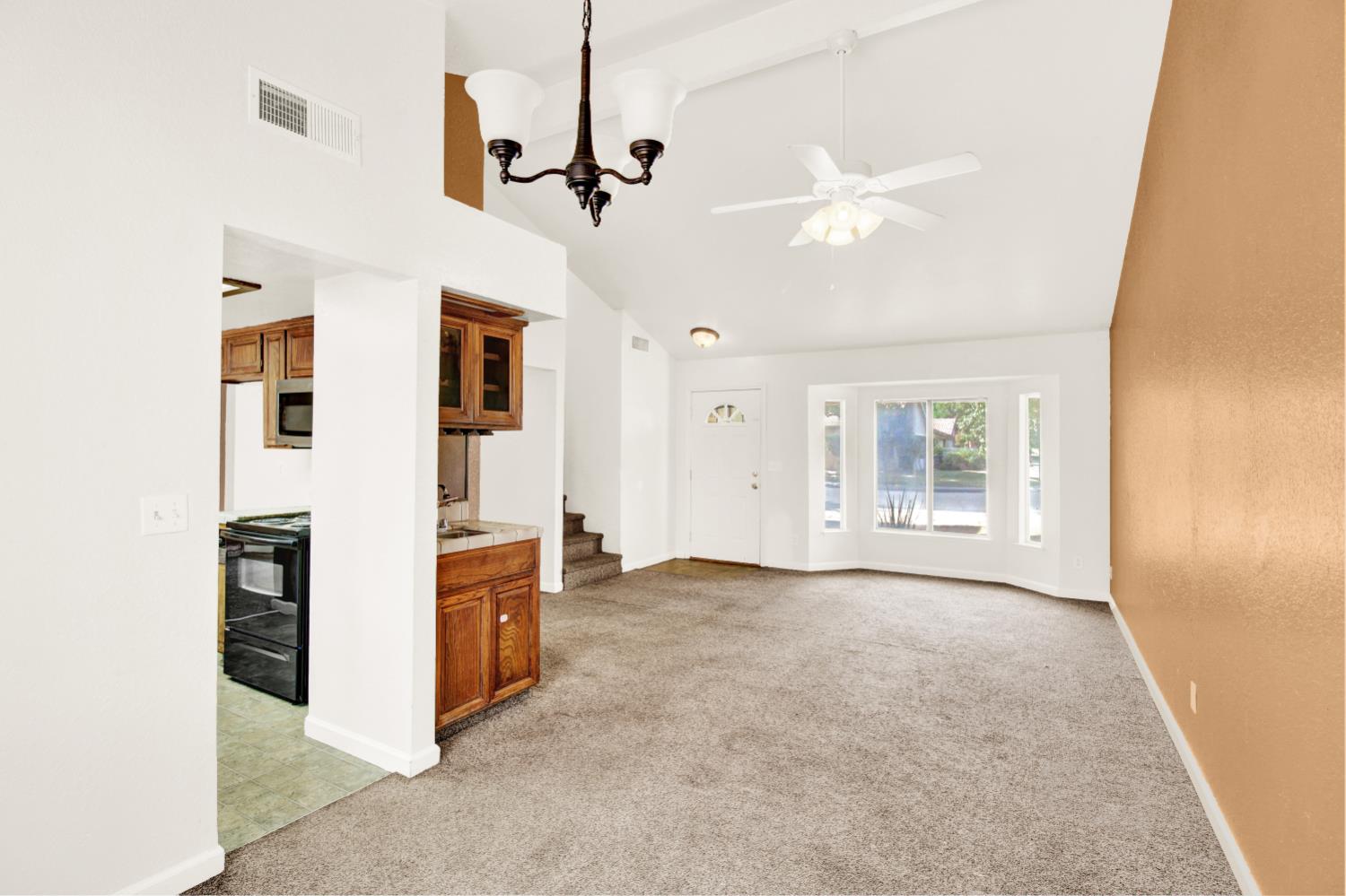 2828 Villarreal Way, Modesto, CA 95354
