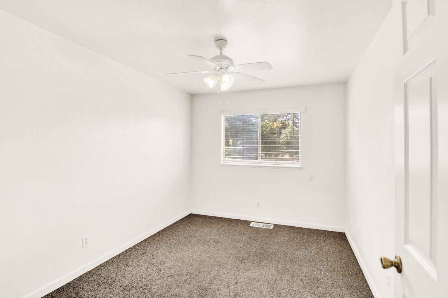 2828 Villarreal Way, Modesto, CA 95354