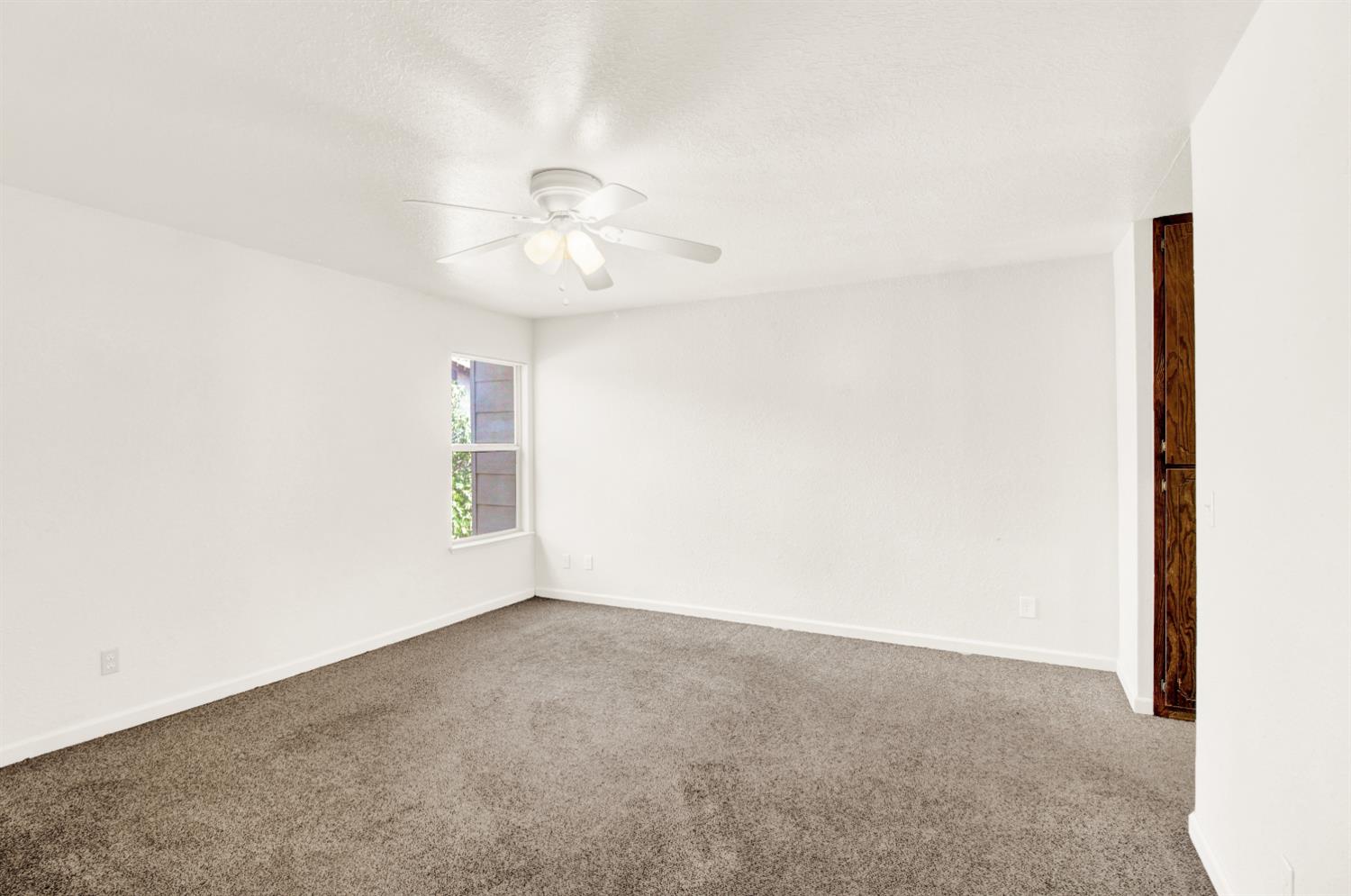 2828 Villarreal Way, Modesto, CA 95354