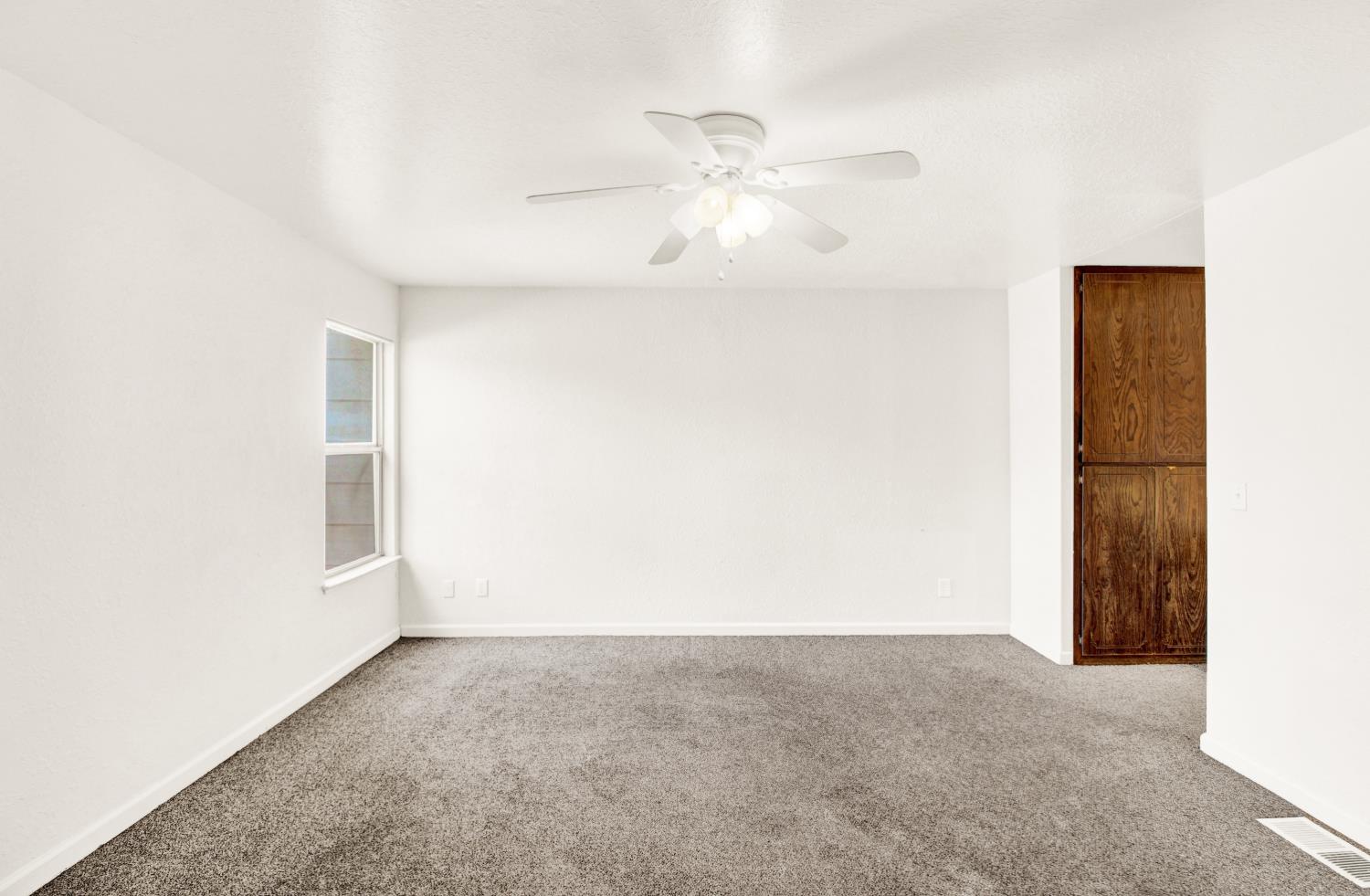 2828 Villarreal Way, Modesto, CA 95354