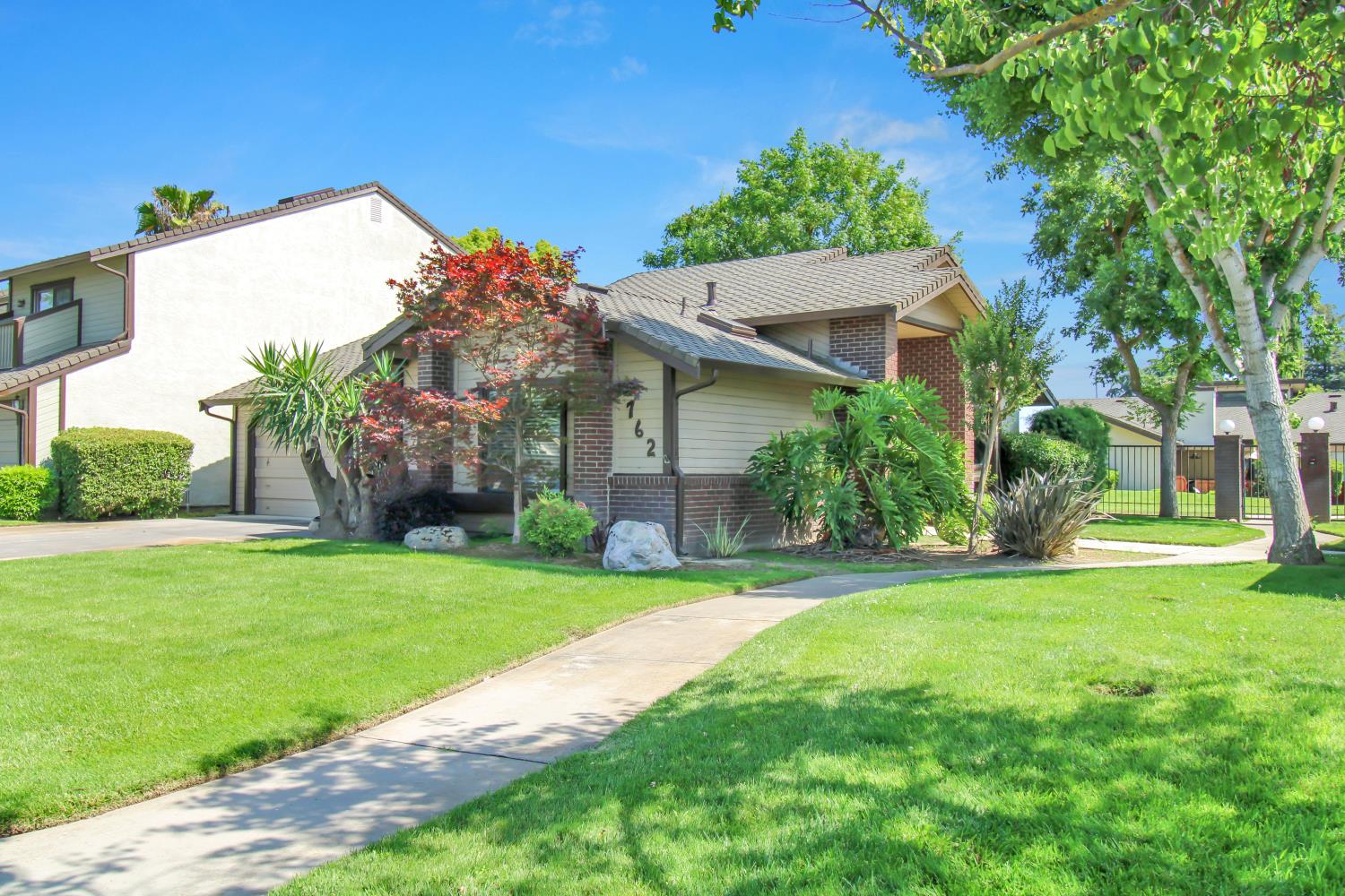 762 E Milgeo Ave, Ripon, CA 95366