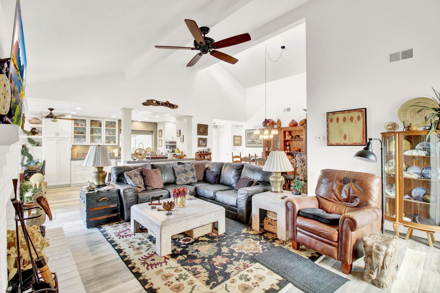 762 E Milgeo Ave, Ripon, CA 95366