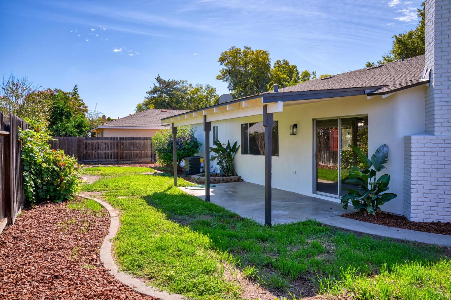 2801 Sapphire Dr, Modesto, CA 95355