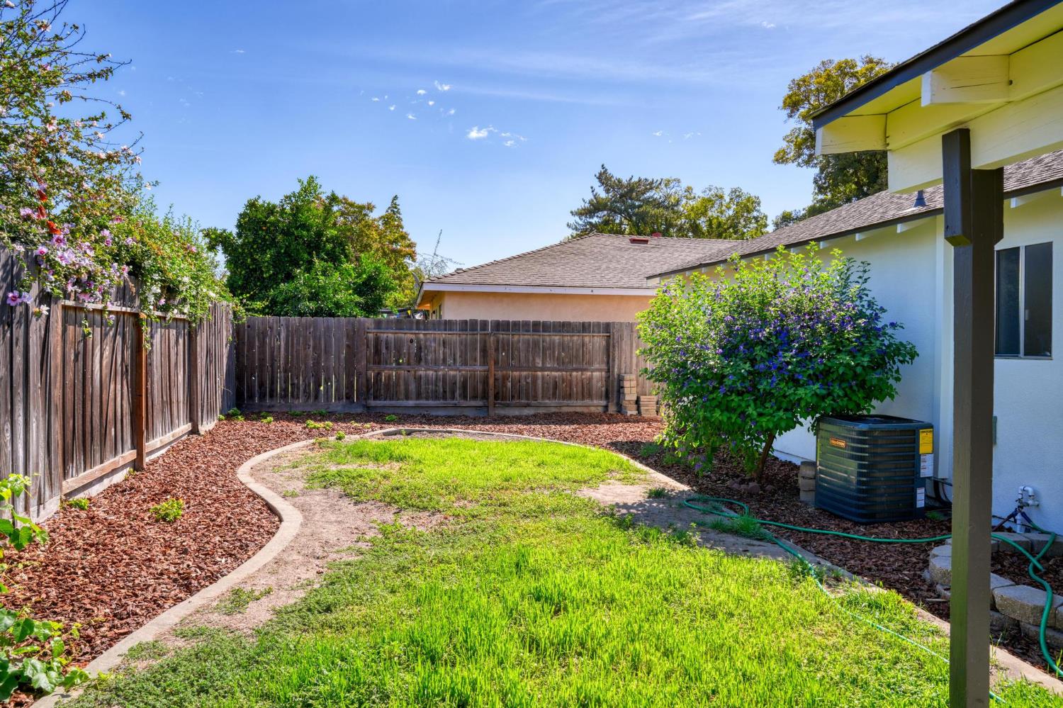 2801 Sapphire Dr, Modesto, CA 95355