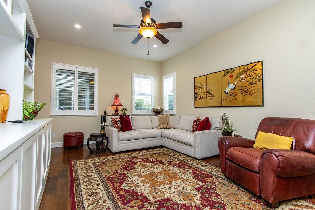 2461 Cypress Point Dr, Turlock, CA 95380