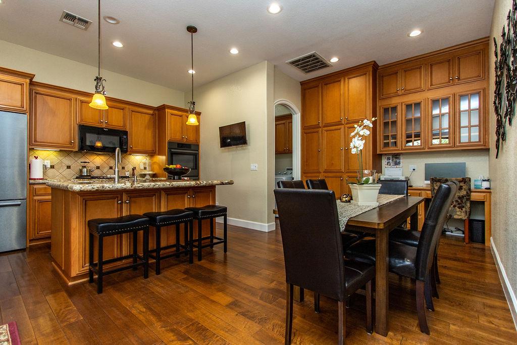 2461 Cypress Point Dr, Turlock, CA 95380