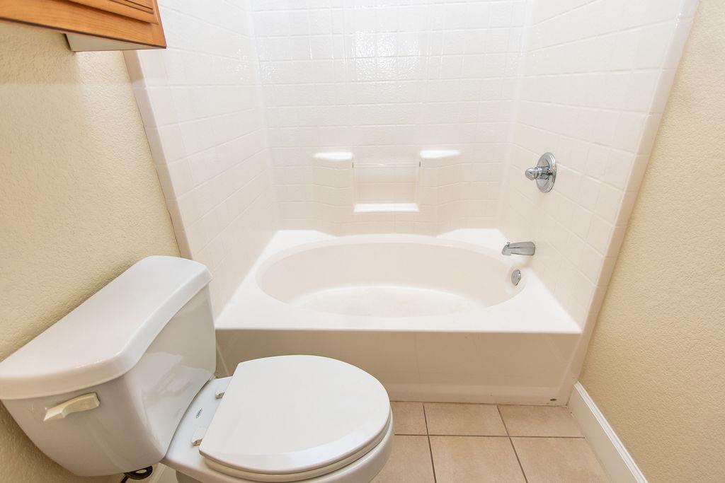2461 Cypress Point Dr, Turlock, CA 95380
