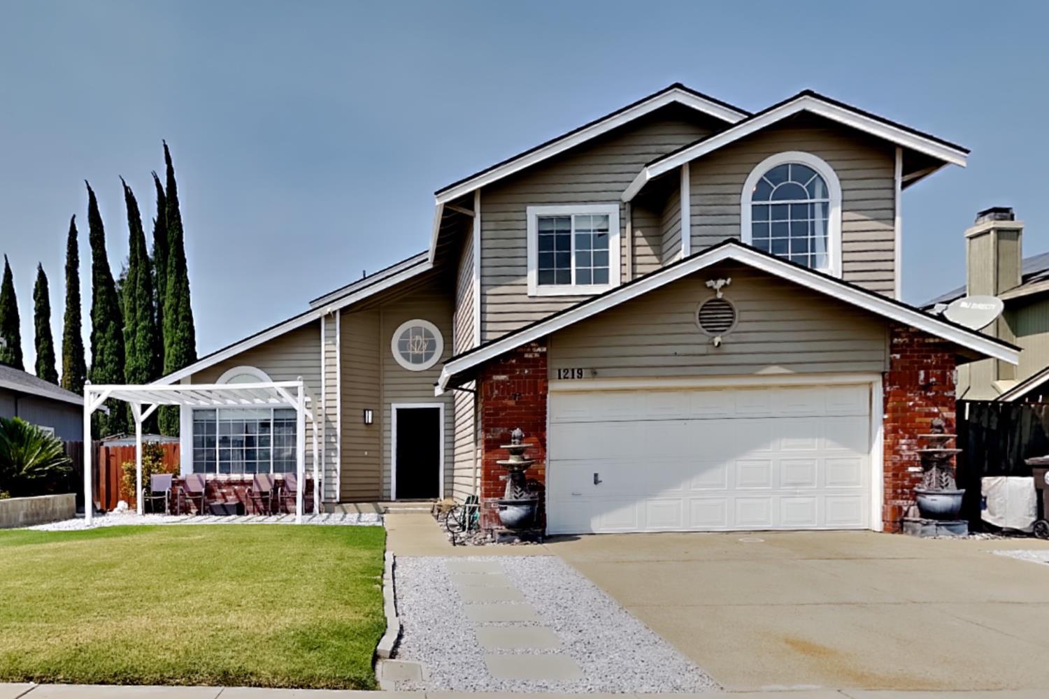 1219 Mohr Cir, Manteca, CA 95337