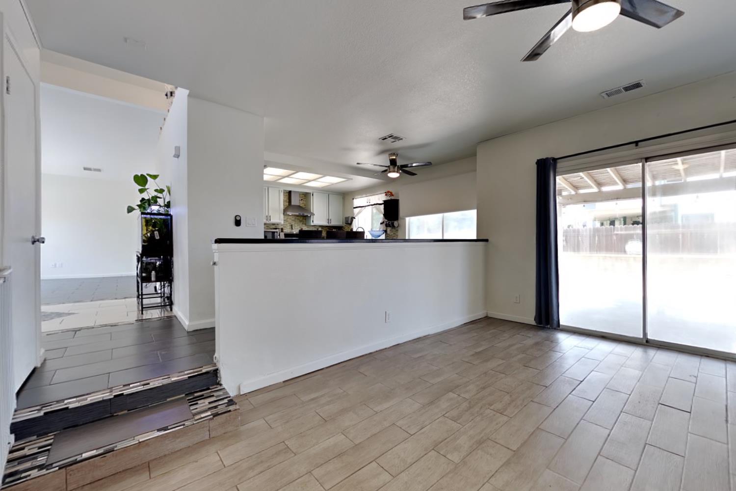 1219 Mohr Cir, Manteca, CA 95337