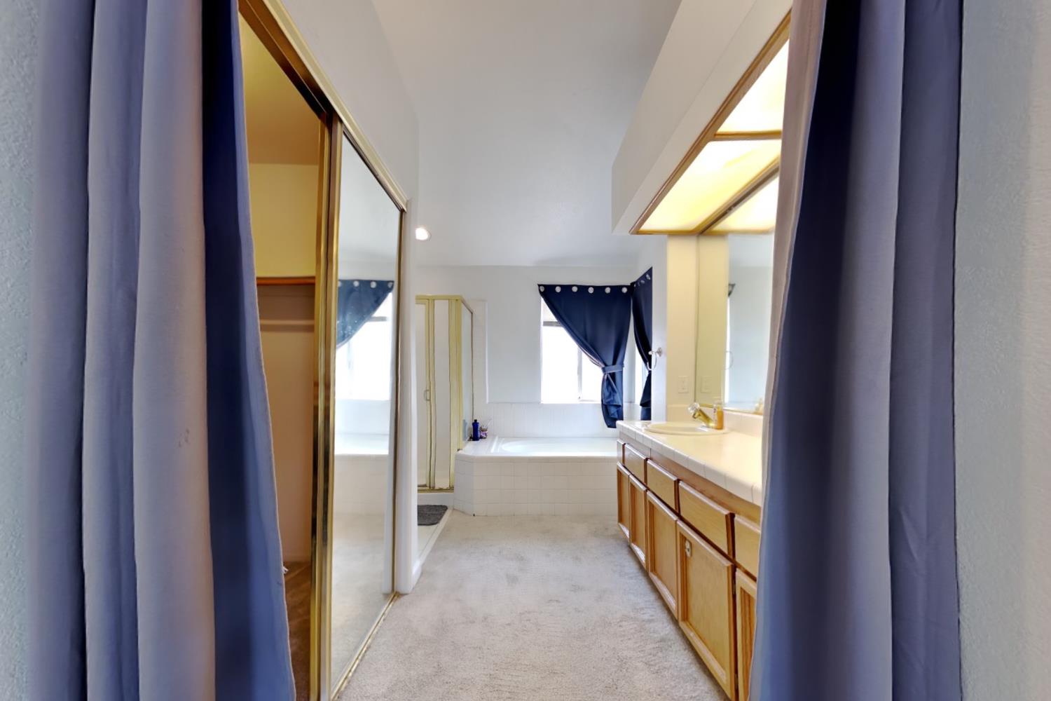 1219 Mohr Cir, Manteca, CA 95337