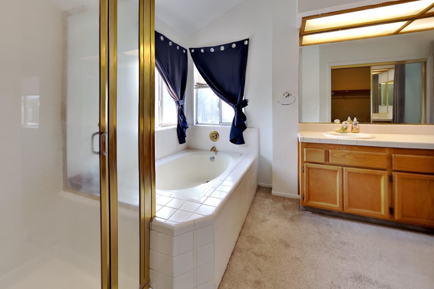 1219 Mohr Cir, Manteca, CA 95337