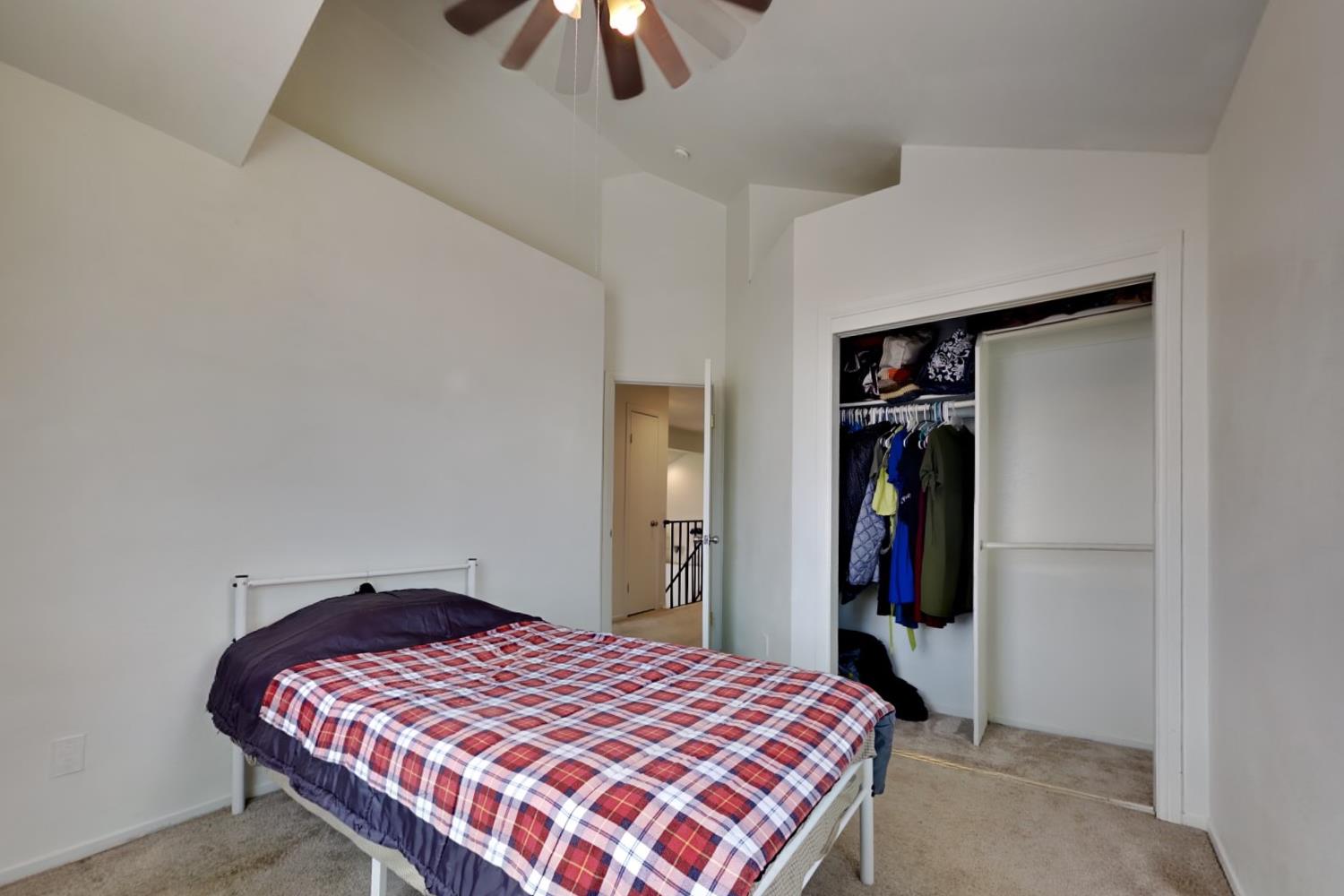 1219 Mohr Cir, Manteca, CA 95337