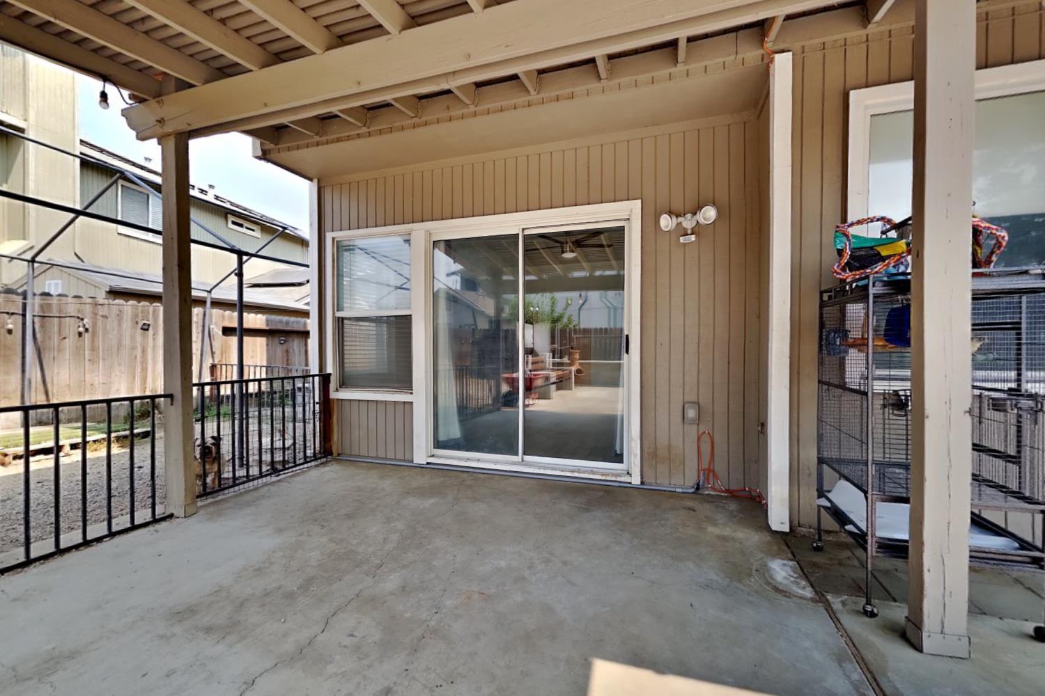 1219 Mohr Cir, Manteca, CA 95337